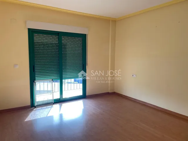 SE VENDE ÁTICO EN PINOSO. - foto 2
