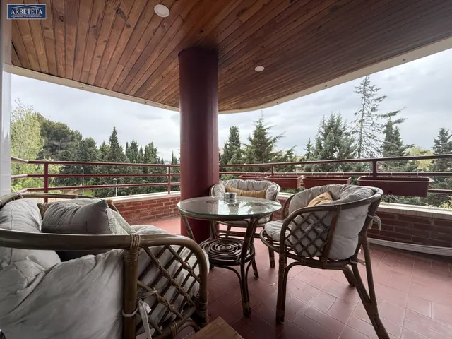Inmobiliaria Arbeteta vende piso de cuatro dormitorios en zona Constitución — 18