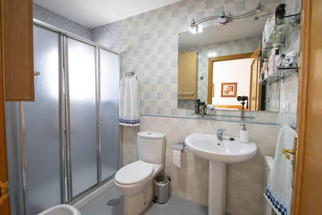 Gran casa familiar 4 dormitorios — 32