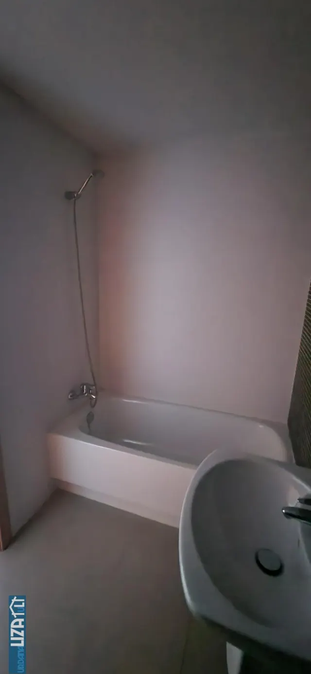 Exclusivo Piso a Estrenar en Ubicación Inmejorable — 16
