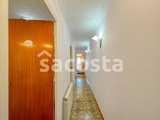 Piso con vistas al mar y a la montaña en Els Pavos, Blanes — 13