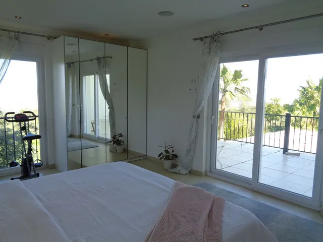 Chalet 4 habitaciones 350m² en venta - Costa del Sol — 8
