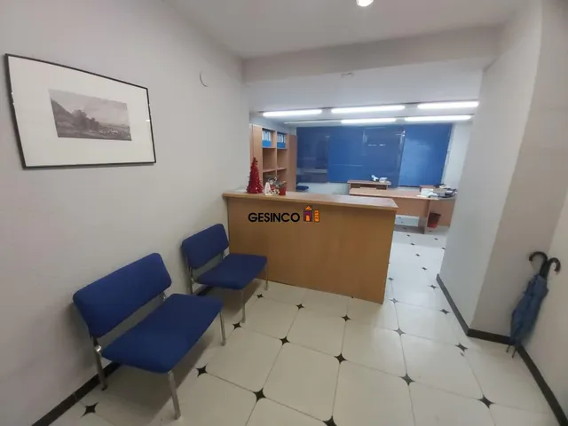 LOCAL ENTRESUELO EN VENTA — 5