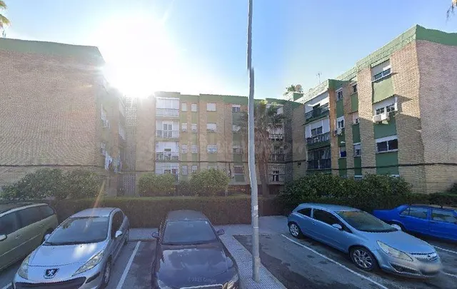 SE VENDE piso OKUPA en C Sidero Minera S/N de Castilleja de - foto 3