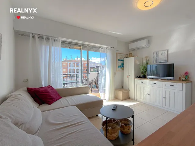 La Veleta! Espectacular apartamento con increíble diseño + Amplia terraza con vistas panorámicas y laterales al mar (250 mts playa) — 7