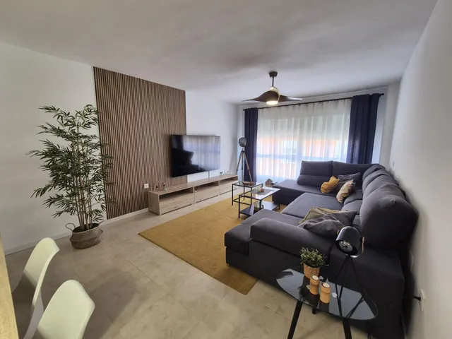 AMPLIA VIVIENDA CON TERRAZA PRIVADA, PLAZA DE GARAJE Y TRASTERO EN EL GARBANZAL, LA UNIÓN. — 7