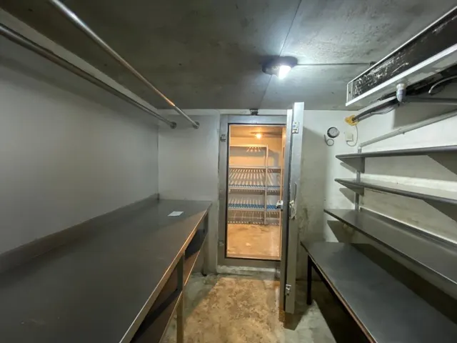 Terreno + Masía en venta en Bellaterra — 15