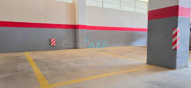 PLAZA DE GARAJE EN VENTA EN OROPESA DEL MAR, EDIFICIO TERRAZ
