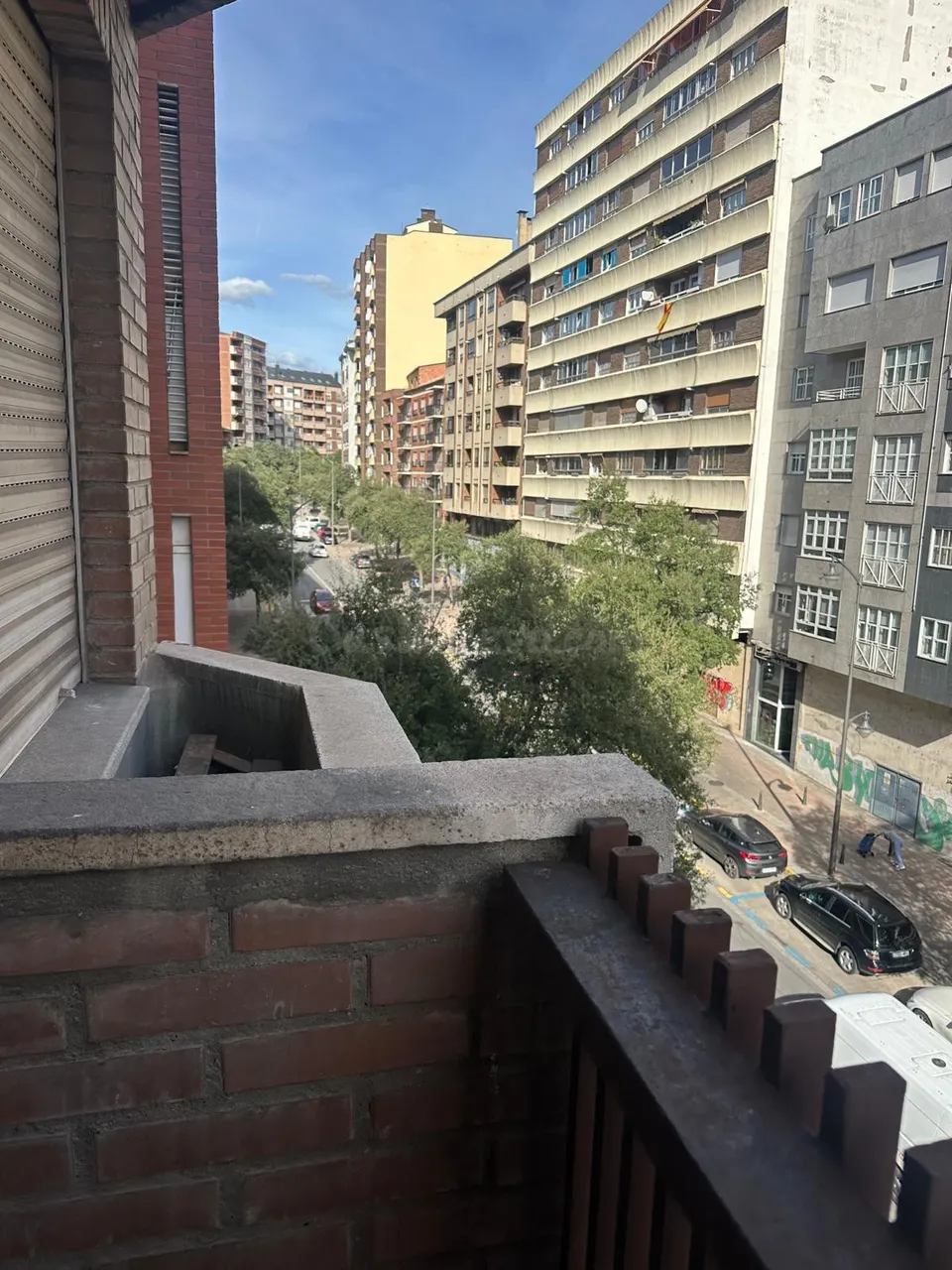 VENTA: Amplio Piso Zona Alta