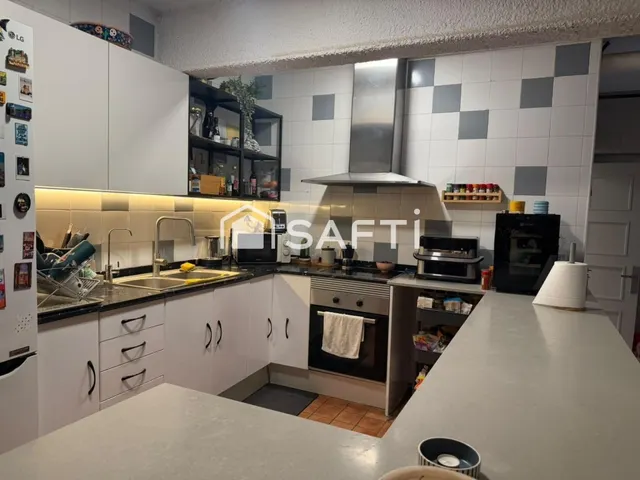 Espectacular local adaptado a vivienda — 15