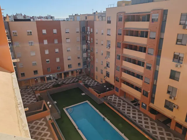 Piso amueblado con Piscina — 42