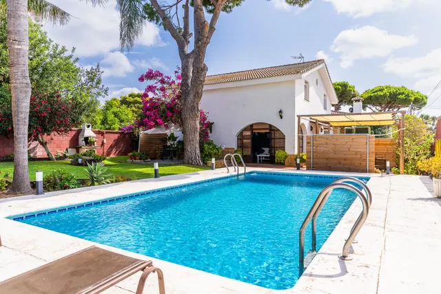 VENTA DE CHALET EN VENTA EN LAS DEHESILLAS — 14