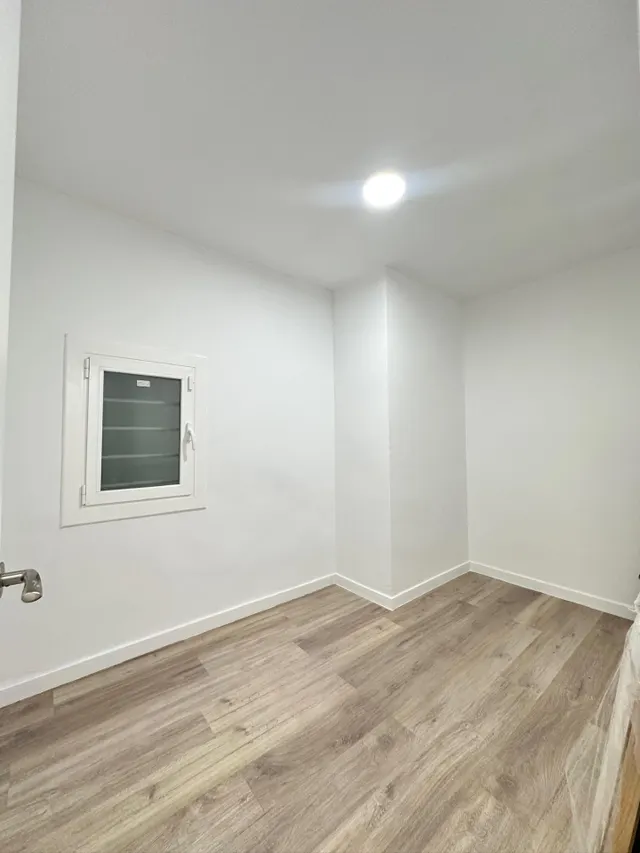 PLANTA BAJA REFORMADA CON PATIO EN MOLLET — 21