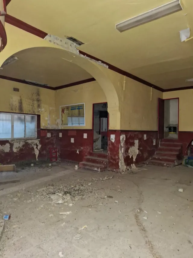 Oportunidad inmobiliaria en Carrión de los Céspedes — 4