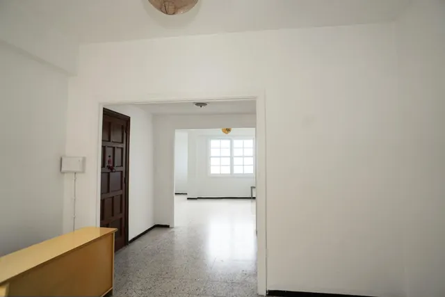 Amplio piso a reformar en el centro de la  Orotava — 13