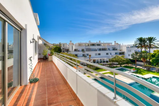 Exclusivo ático tríplex ESQUINA en la codiciada zona de La Cala cerca al golf y playa — 28