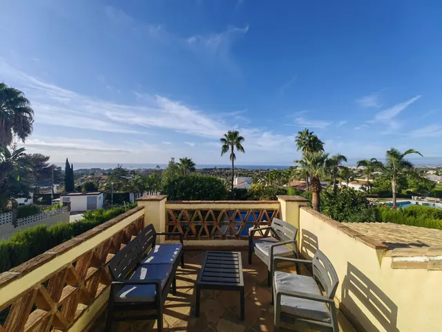 Chalet 3 habitaciones 289m² en venta - Costa Del Sol — 46