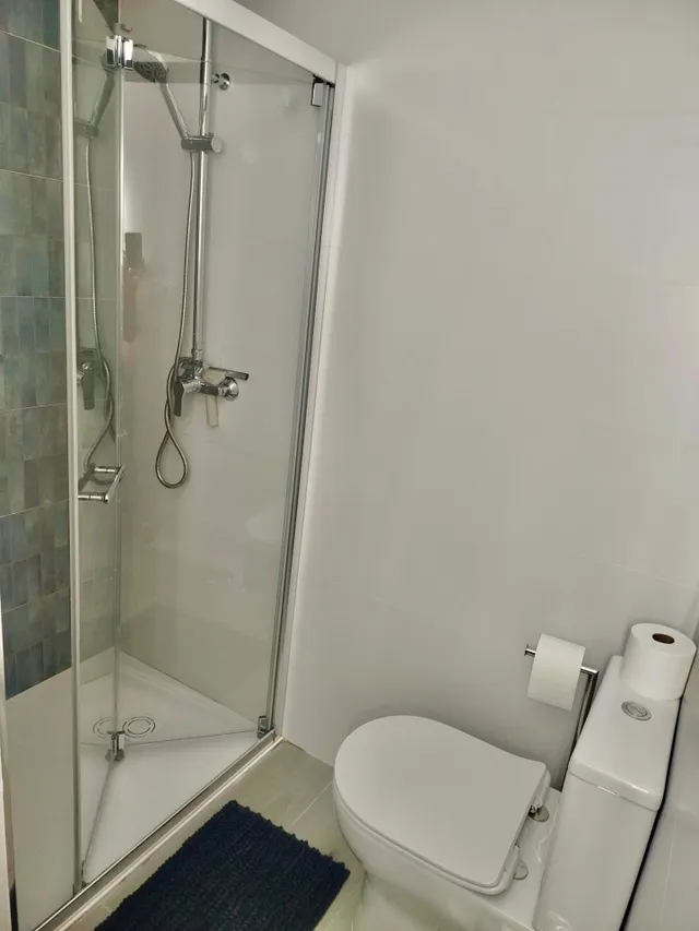 Acogedor apartamento recién renovado de dos habitaciones en Fuengirola — 6