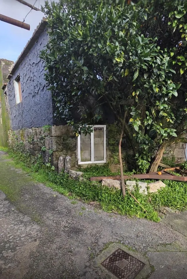 Oportunidad Única: Casa con Proyecto Aprobado para Dos Apart