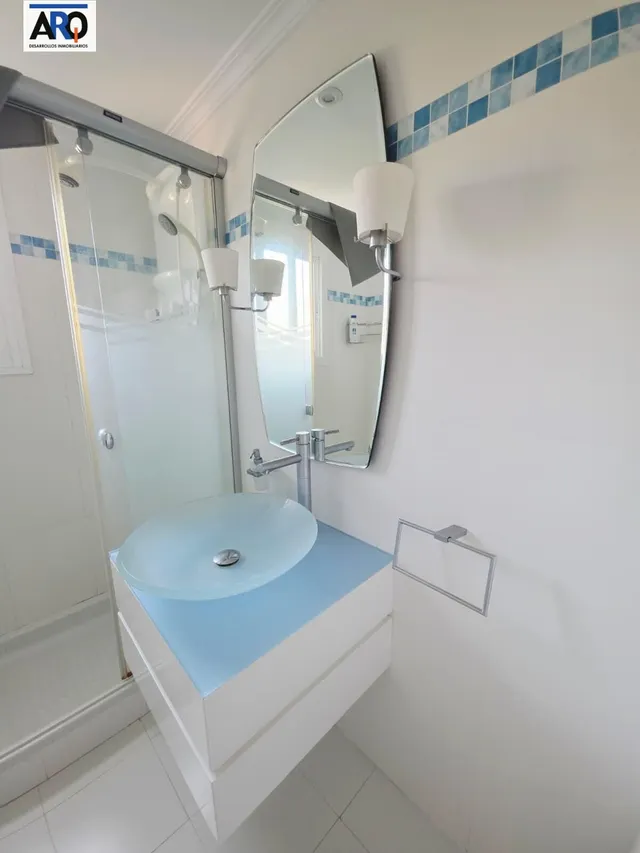 Oportunidad en Benalmádena Costa: 1 dormitorio cerca del mar — 20