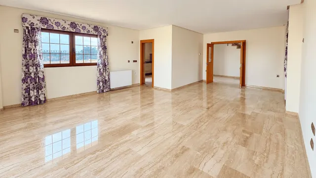 Chalet 5 habitaciones 247m² en venta - Pueblo 9 — 41
