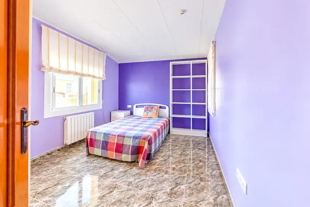 CASA FAMILIAR CON PISCINA, PRIVACIDAD Y ESPECTACULARES VISTAS A LA MONTAÑA EN LAS PALMERAS, CANYELLES — 24