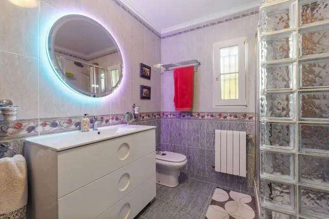 CHALET CON 800 PISCINA PRIVADA, GARAJE Y SAUNA — 18