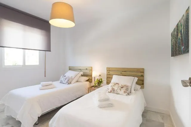 Amplio adosado 4 dorm .ideal familias,cerca colegios y playa.Torrequebrada — 18