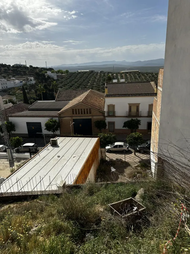 TERRENO URBANO IDEAL PARA CONSTRUIR, ¡ESPECIAL INVERSIÓN! — 7