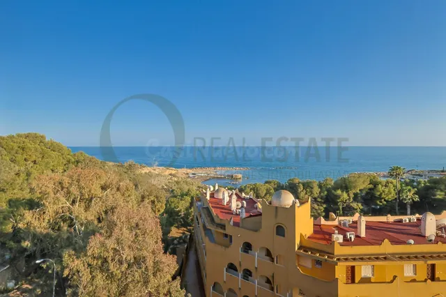Ático con vistas al mar y solárium privado de 76 m2 en Covet - foto 5