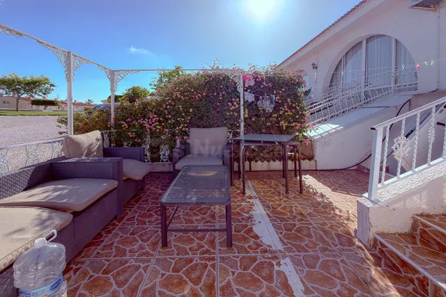MAGNFICO BUNGALOW EN 2 PLANTAS INDEPENDIENTES CON PISCINA Y PARKING COMUNITARIO PRIVADO — 4