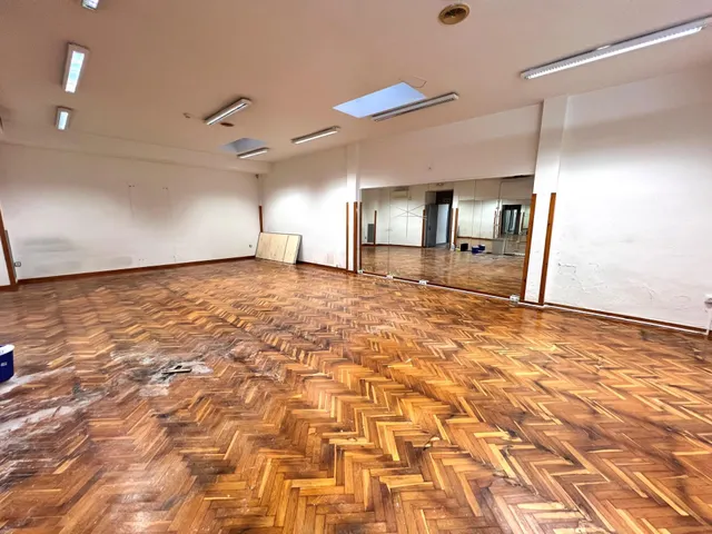 Local en venta en Calle de l'Alguer — 33