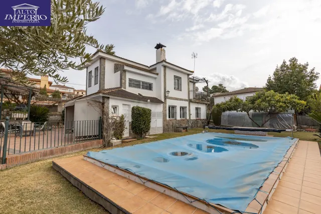 Vivienda Exclusiva en Urbanización Viñas del Rey – Otura — 2