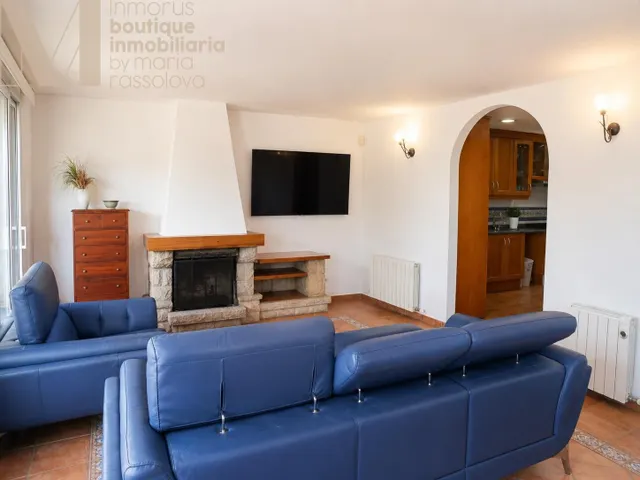 CASA EN VENTA EN CALELLA - VISTAS AL MAR Y PISCINA — 8