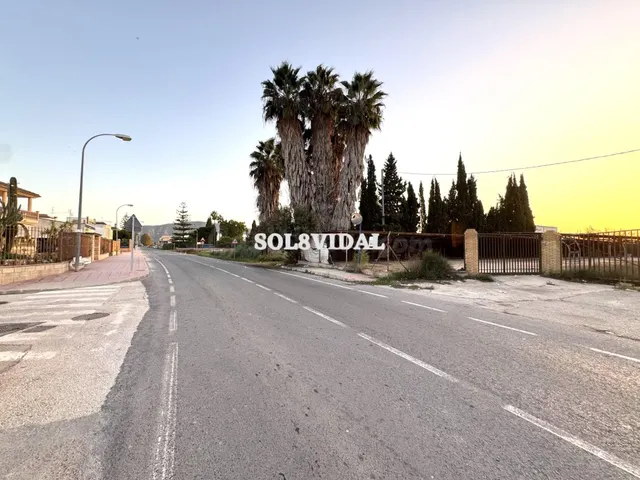 Solar rústico en Orihuela, a solo 2 minutos del centro urban - foto 5