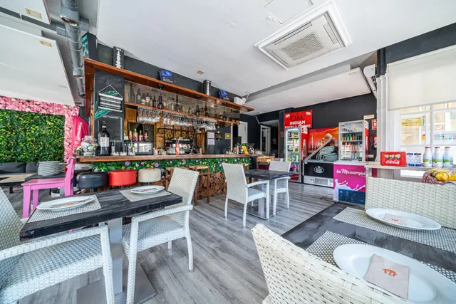 TRASPASO DE RESTAURANTE DE COMIDA INDIA - PUERTO DE POLLENÇA — 18