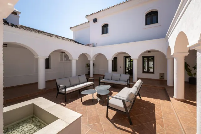 Chalet 6 habitaciones 708m² en venta - Marbella — 6