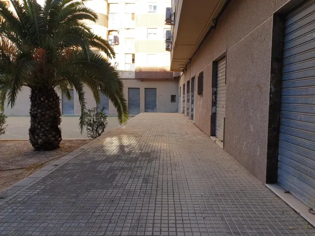 VENTA DE LOCAL — 15