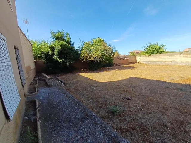 Casa con terreno en Hospital de Órbigo. — 32