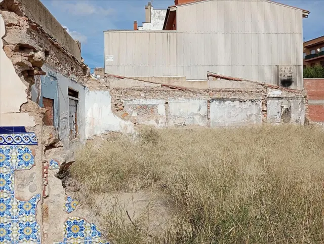 Solar urbano edificable en Figueres — 19