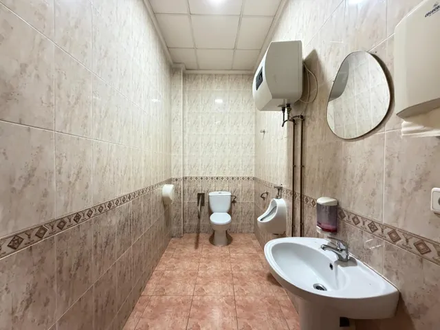 Local comercial 98m² en venta - Playa del Cura — 25