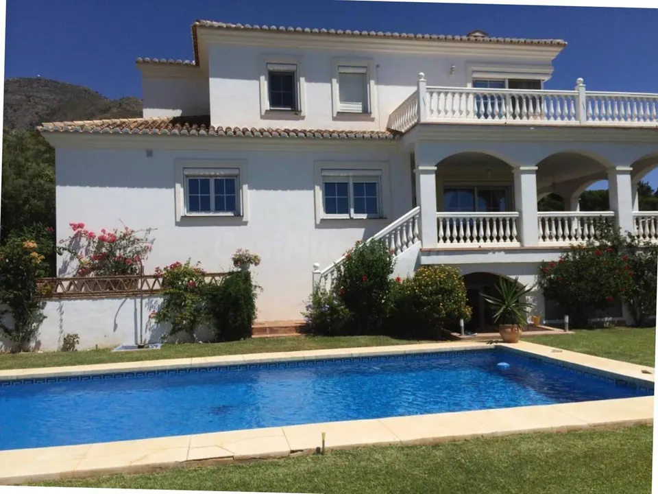 Chalet 4 habitaciones 508m² en venta - Riviera del sol