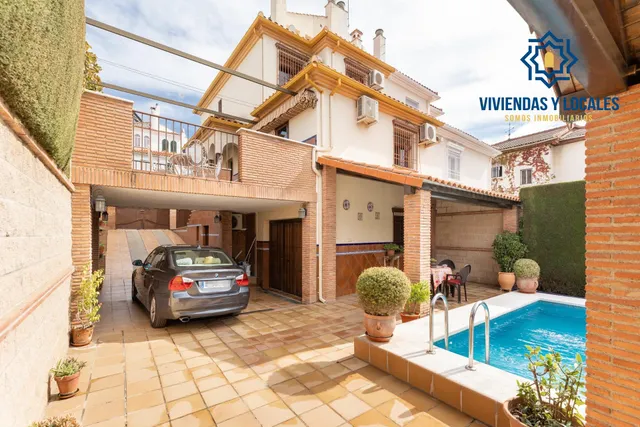 VIVIENDA PAREADA EN MONTELUZ — 7