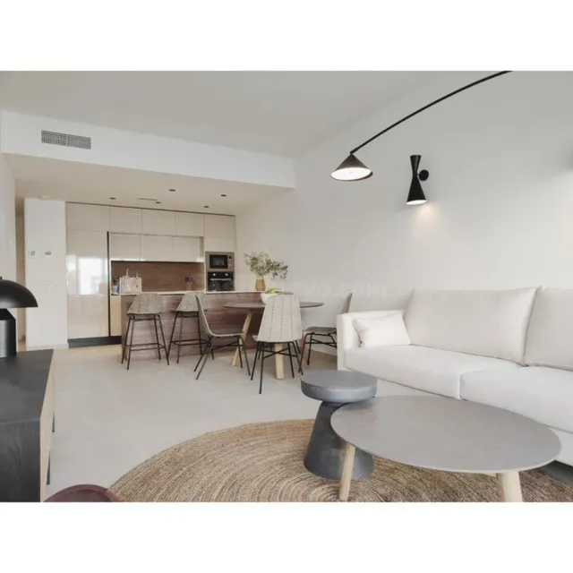 Chalet Moderno con Jardín en Torrevieja - Ideal Familias — 22