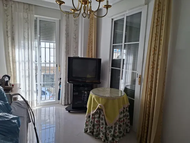 🏠 Piso en Venta en Arcos de la Frontera — 3 Dormitorios — 10