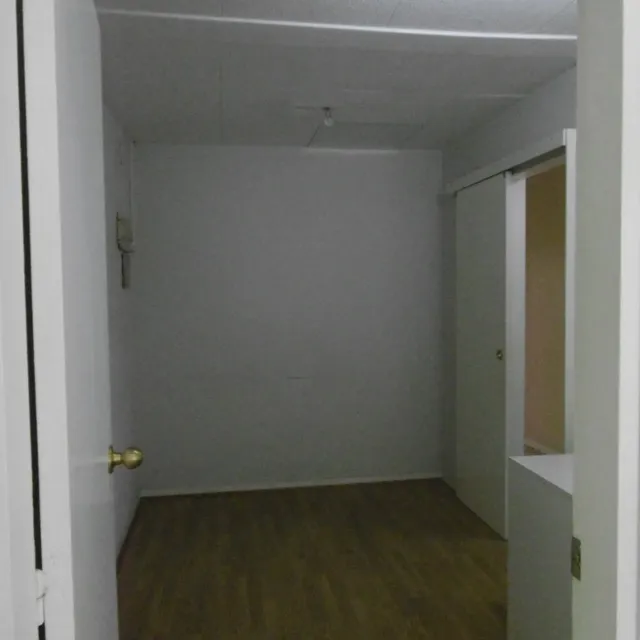 LOCAL COMERCIAL EN VENTA — 9