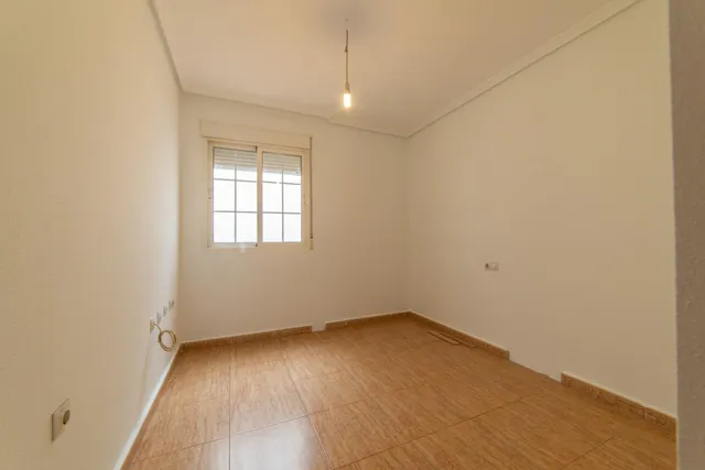 Piso 2 habitaciones 70m² en alquiler - LA PUNTICA — 13