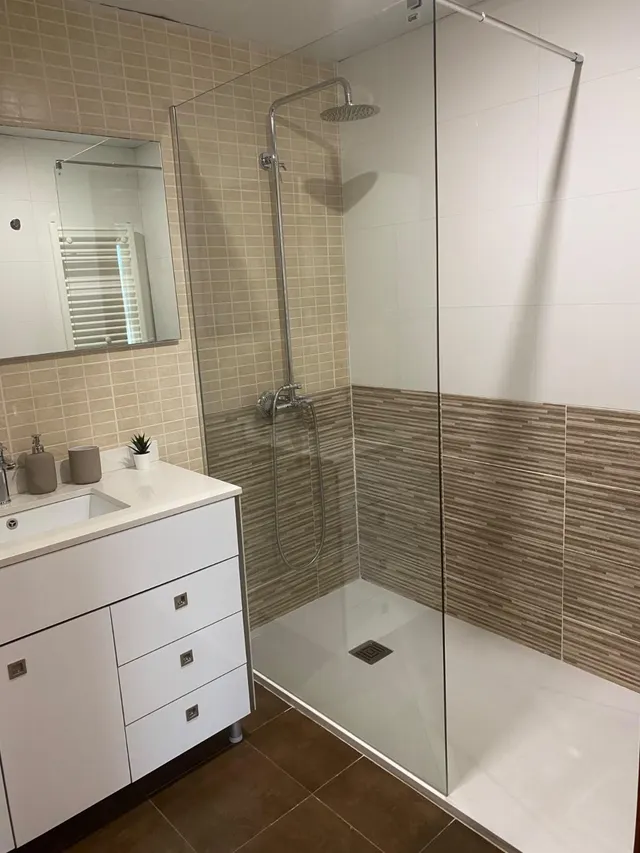PARTICULAR VENDE | PISO CON GARAJE, TRASTERO Y PISCINA EN CUATRE CARRERES — 15
