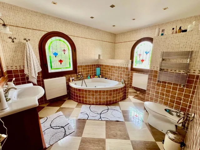 CHALET INDEPENDIENTE CON GRAN PARCELA Y PISCINA PRIVADA EN EL ALBIR, ALFAZ DEL PI — 29