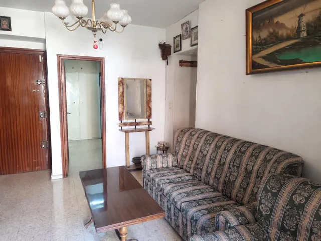 Piso de 3 dormitorios para reformar | ideal para inversión o primera vivienda — 2